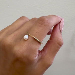 Solitaire Pearl Drop Chain Ring