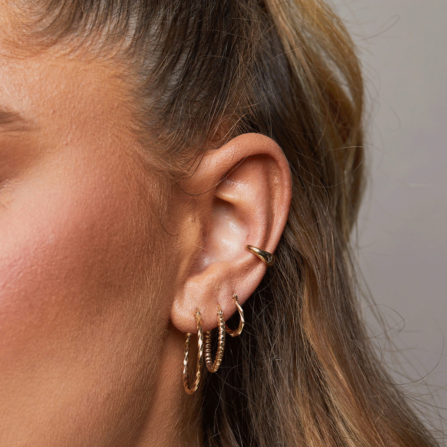 Baby hoop hot sale earrings gold